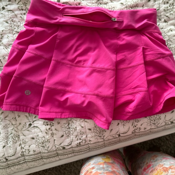 Pink Pace rival skirt size 2. - Picture 1 of 3